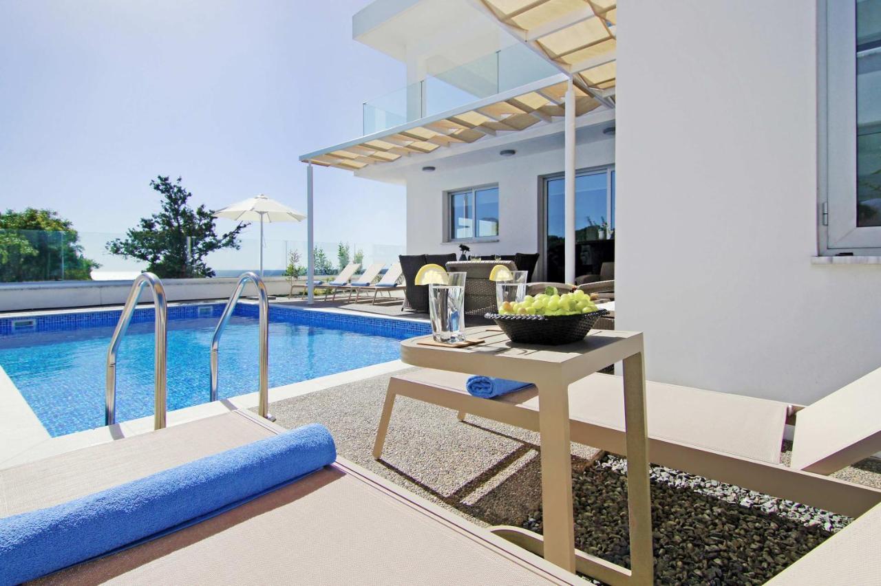 Villa Napa View アヤナパ エクステリア 写真